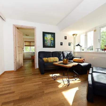 An Der Loewenhoehle 아파트